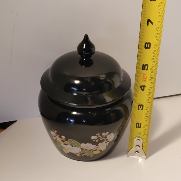 Avon Black Jar with Lid Floral Design on Front Possible 1970's - Picture 7 of 8